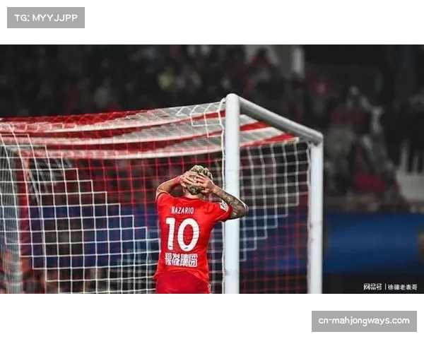 河南队王国明出击选择失误 低级处理导致球队唯一失球